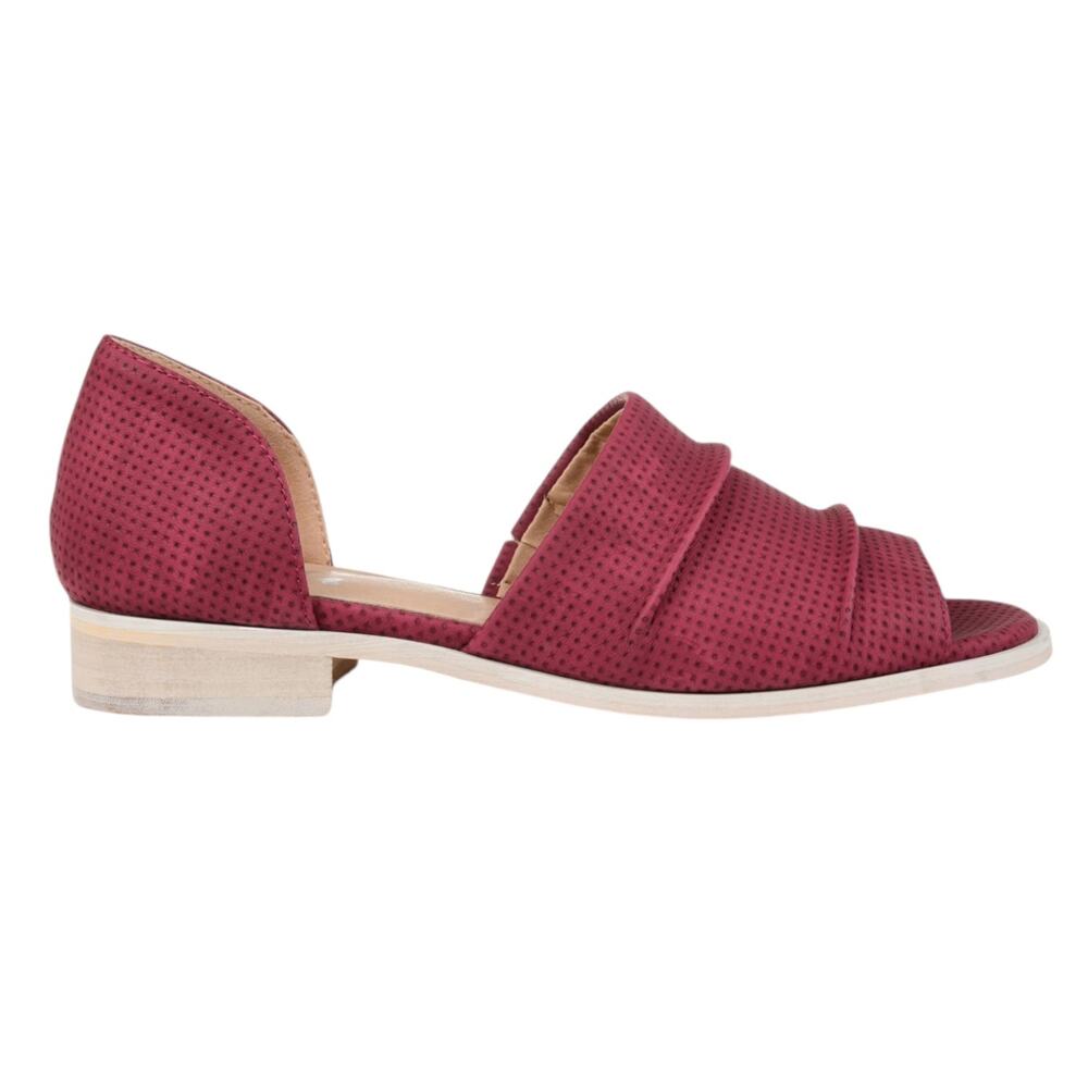 Journee Women's Helena Perforated Flats Wine Size 8 1/2